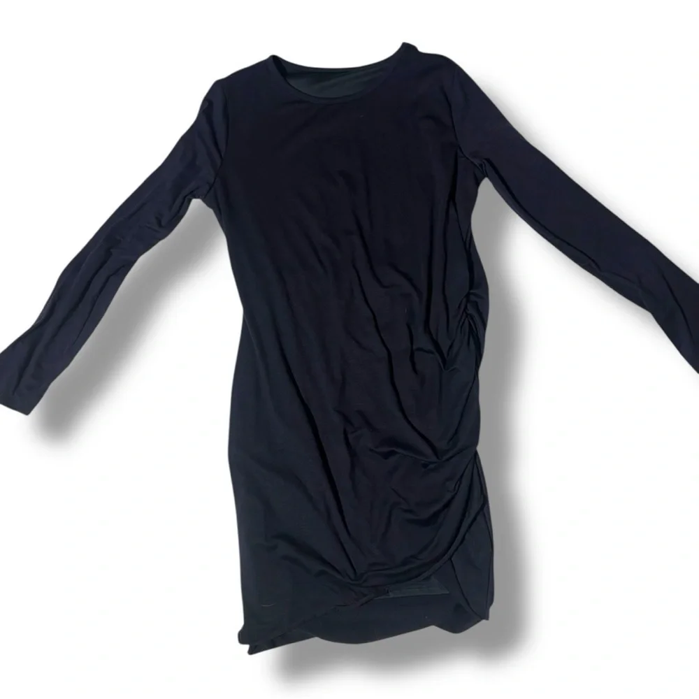 Unbranded Chic Long Sleeve Navy Side Rouching Crewneck Bodycon Midi Dress